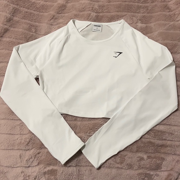 Gymshark Tops - Women’s Gymshark training long sleeve crop